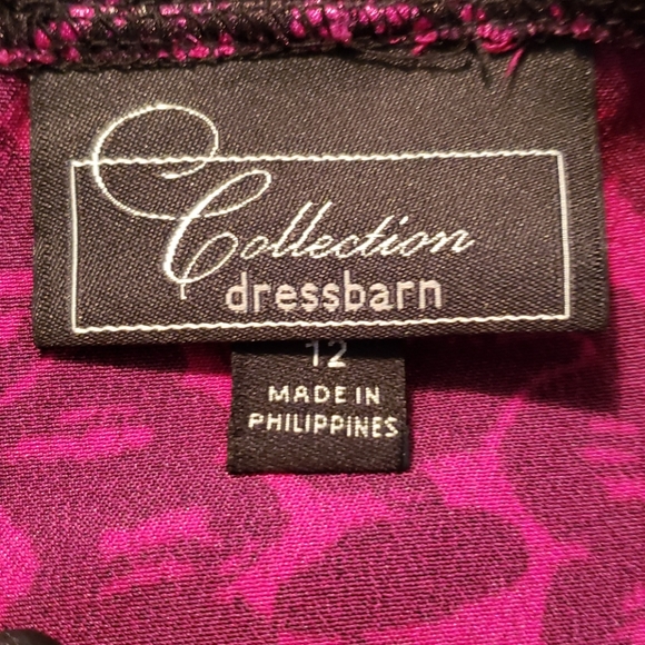 Beautiful purple dress with black lacey design - Picture 6 of 8